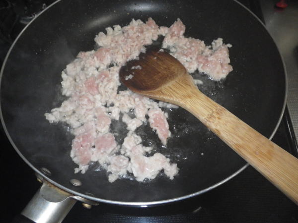 自家製凍り豆腐と鶏そぼろの煮込み