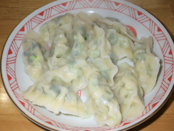 鶏ひき肉と小松菜の水餃子