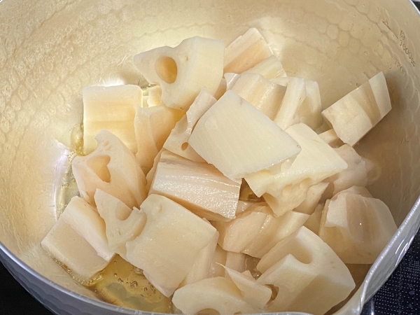 れんこんの甘酢じょうゆ煮