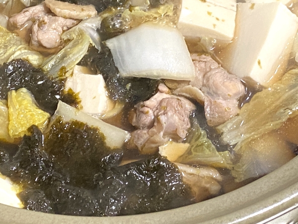 鶏肉と白菜の海苔鍋